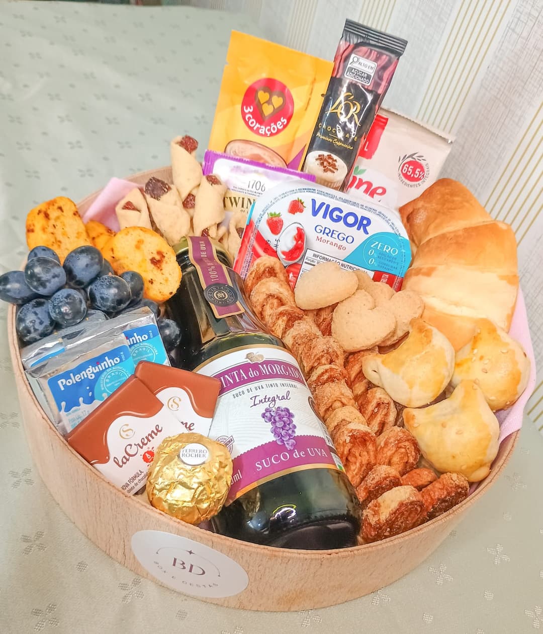 Bom Dia, Amor! — cesta de presente em Duque de Caxias RJ